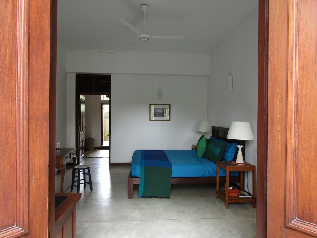 The Mirror Mansion Hotel Rajagiriya Exterior photo